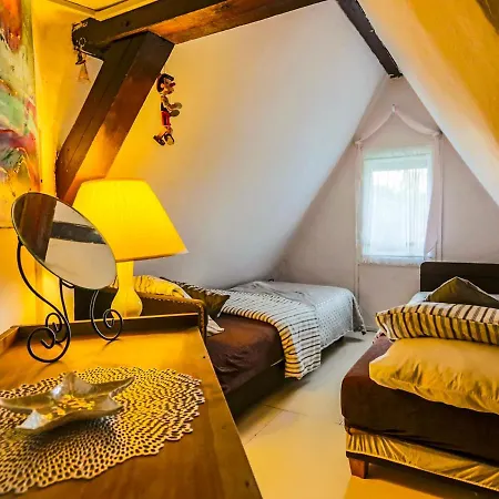 アパート Kapitanski